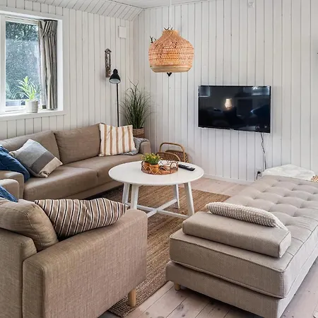 بيت للعطل Three-bedroom In Blåvand