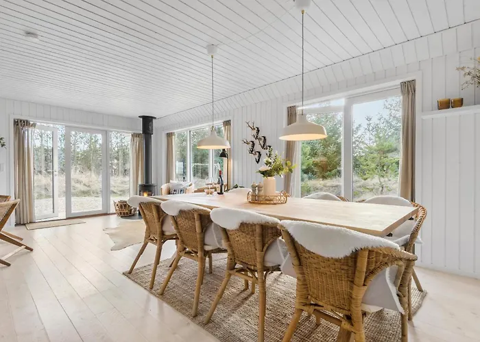 別荘 Three-bedroom In