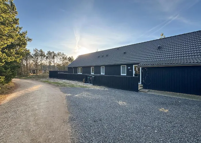 別荘 Three-bedroom In ブラーバンド