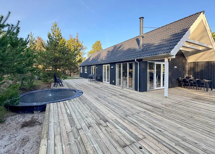 Three-bedroom In * ブラーバンド